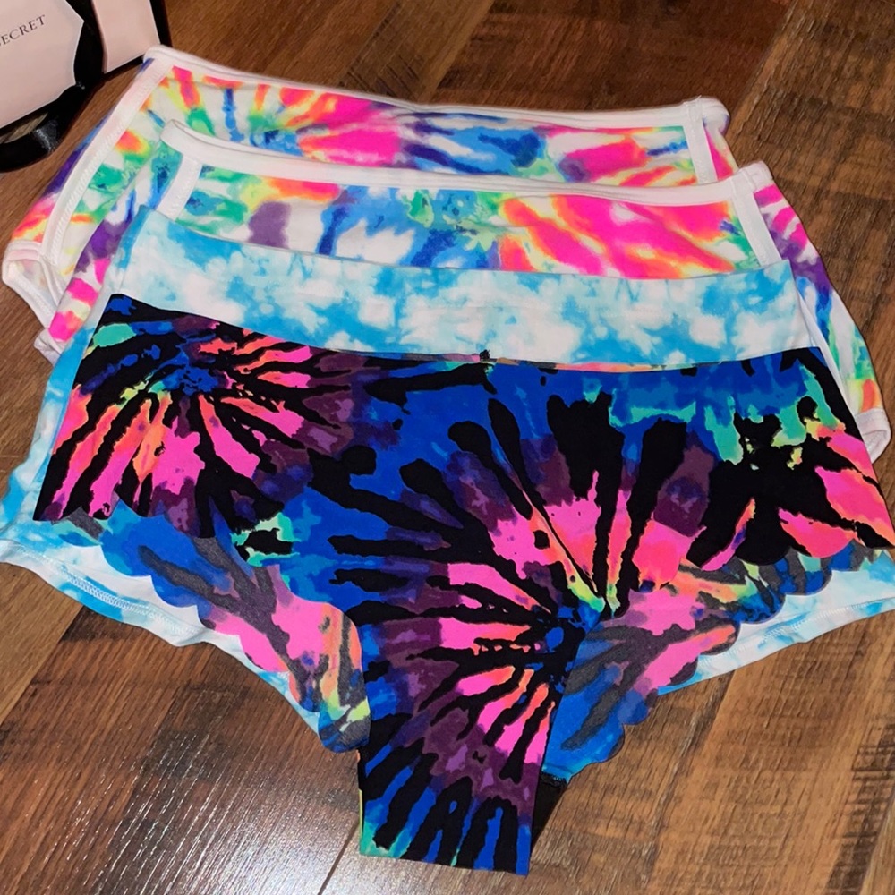 NEW! VICTORIA’S SECRET PINK TIE DYE BOYSHORT PANTY